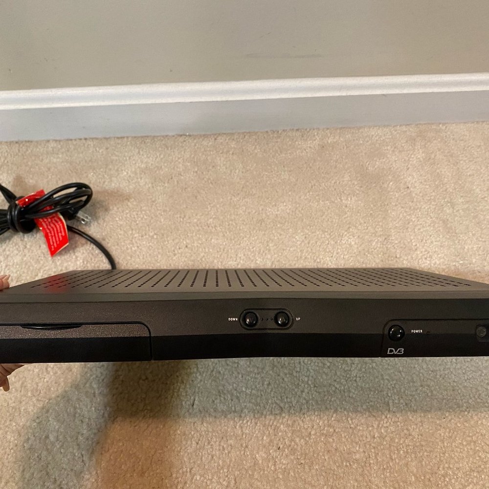 Dish Network DP301 satellite receiver with MPEG-4 / MPEG-2 technology